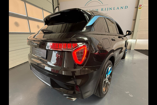 Lynk & Co 01 1.5 PHEV 261 PK Zwarte Hemel, Pano, Navi, Camera