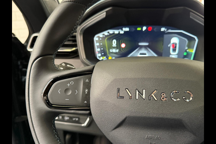 Lynk & Co 01 1.5 PHEV 261 PK Zwarte Hemel, Pano, Navi, Camera