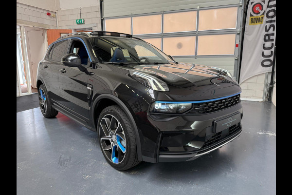 Lynk & Co 01 1.5 PHEV 261 PK Zwarte Hemel, Pano, Navi, Camera