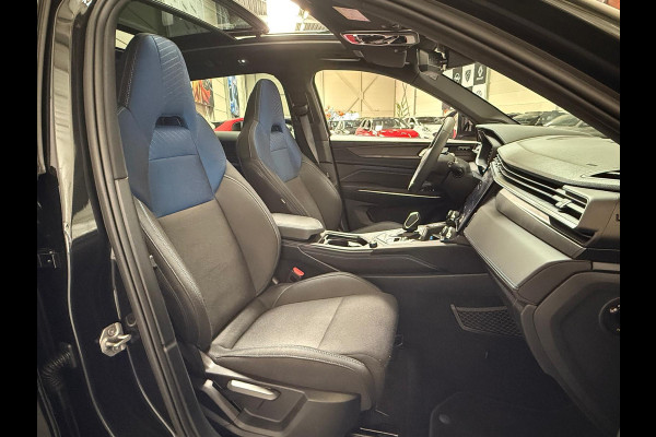 Lynk & Co 01 1.5 PHEV 261 PK Zwarte Hemel, Pano, Navi, Camera