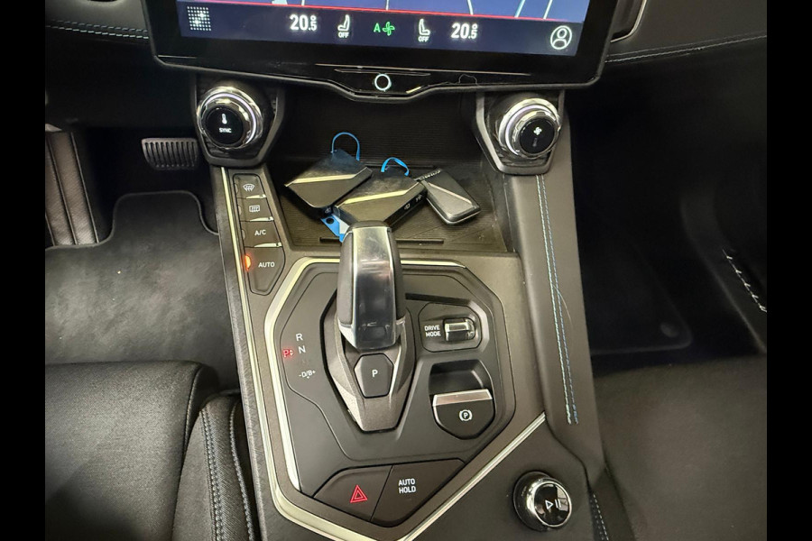Lynk & Co 01 1.5 PHEV 261 PK Zwarte Hemel, Pano, Navi, Camera