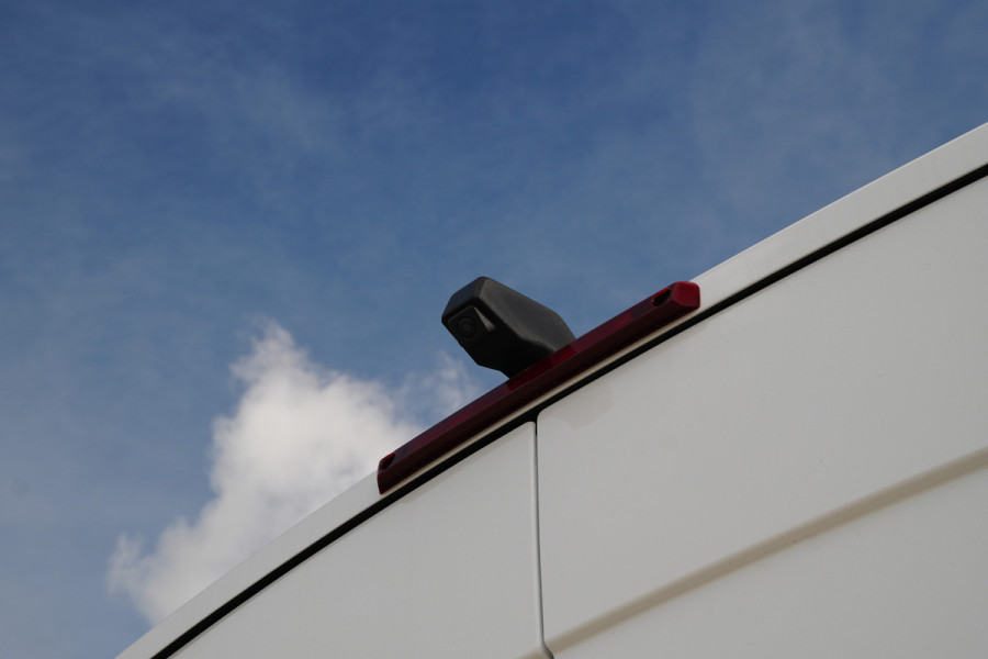 Renault Master E-Tech T35 L3H2 Advance long range 87 kWh 143pk - Betimmering - Navi - Camera - Cruise - LED - Carplay/Android - PDC Rondom - 270 deure