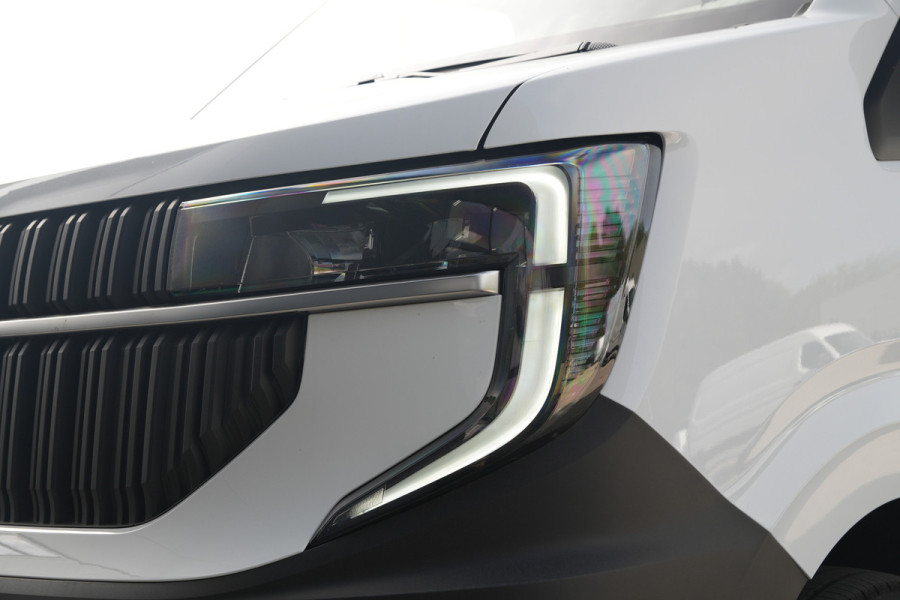 Renault Master E-Tech T35 L3H2 Advance long range 87 kWh 143pk - Betimmering - Navi - Camera - Cruise - LED - Carplay/Android - PDC Rondom - 270 deure