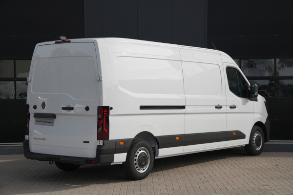 Renault Master E-Tech T35 L3H2 Advance long range 87 kWh 143pk - Betimmering - Navi - Camera - Cruise - LED - Carplay/Android - PDC Rondom - 270 deure