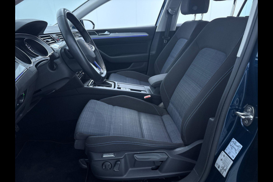 Volkswagen Passat 1.4 TSI PHEV GTE Business 218 pk Automaat (DSG) | Navigatie | Parkeersensoren | Achteruitrijcamera | Adaptieve cruise control | Stoelverwarming | Apple carplay / Android auto |
