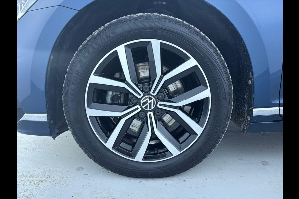 Volkswagen Passat 1.4 TSI PHEV GTE Business 218 pk Automaat (DSG) | Navigatie | Parkeersensoren | Achteruitrijcamera | Adaptieve cruise control | Stoelverwarming | Apple carplay / Android auto |