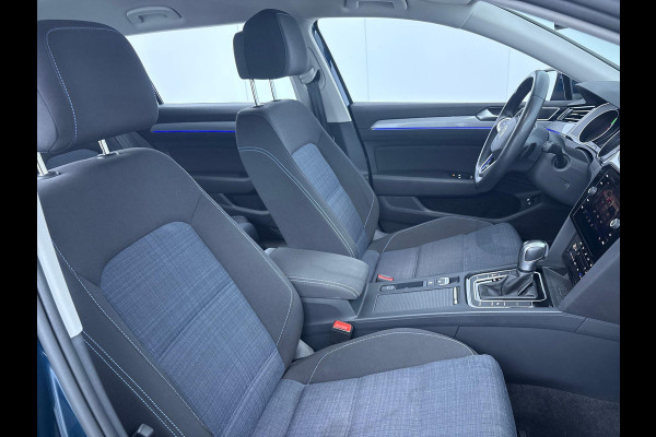 Volkswagen Passat 1.4 TSI PHEV GTE Business 218 pk Automaat (DSG) | Navigatie | Parkeersensoren | Achteruitrijcamera | Adaptieve cruise control | Stoelverwarming | Apple carplay / Android auto |