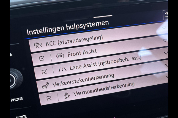 Volkswagen Passat 1.4 TSI PHEV GTE Business 218 pk Automaat (DSG) | Navigatie | Parkeersensoren | Achteruitrijcamera | Adaptieve cruise control | Stoelverwarming | Apple carplay / Android auto |