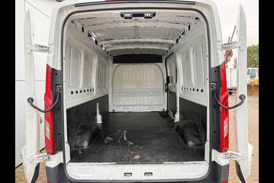 Maxus eDeliver 9 72kWh 204PK Elektrisch L3H2 280km WLTP ACC Stoelverwarming Snelladen Carplay LED Airco