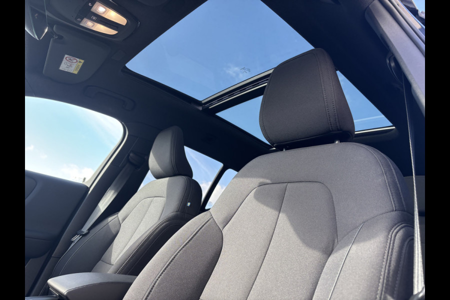 Volvo XC40 Recharge Twin Ultimate 78 kWh | Panoramadak | Adaptieve cruise | Harman Kardon | Blis | Memory |