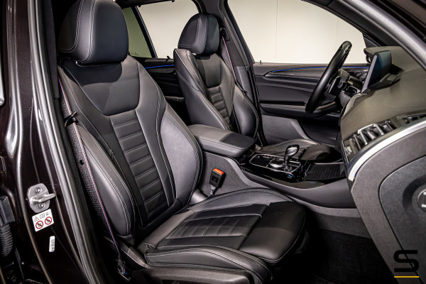 BMW X3 XDrive30e Business Edition Plus|NAP|Pano|Full Options