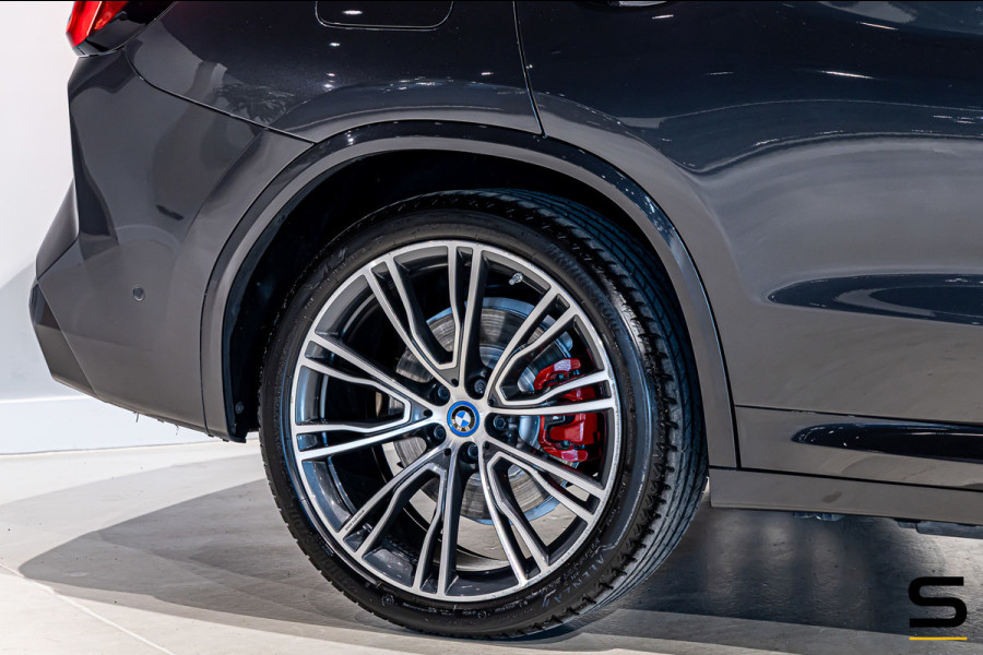 BMW X3 XDrive30e Business Edition Plus|NAP|Pano|Full Options
