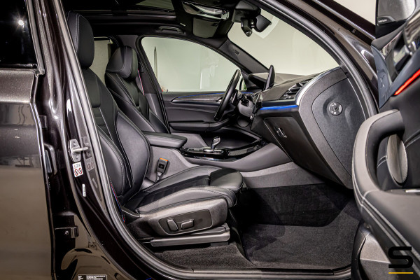 BMW X3 XDrive30e Business Edition Plus|NAP|Pano|Full Options