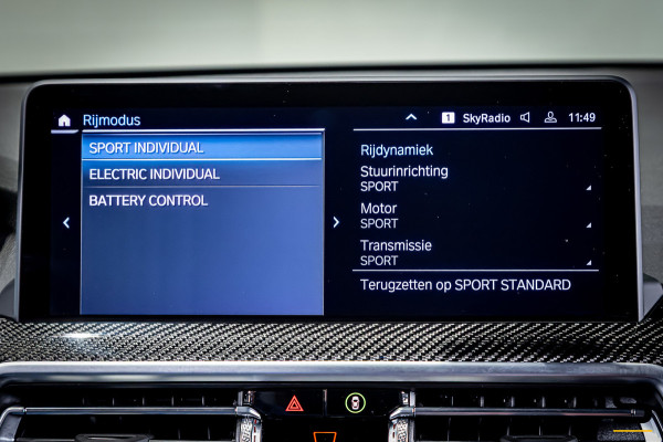BMW X3 XDrive30e Business Edition Plus|NAP|Pano|Full Options
