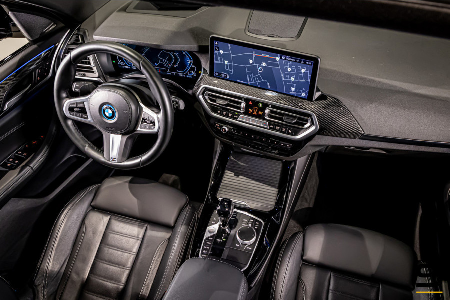 BMW X3 XDrive30e Business Edition Plus|NAP|Pano|Full Options