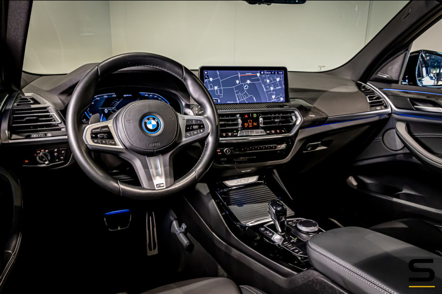 BMW X3 XDrive30e Business Edition Plus|NAP|Pano|Full Options