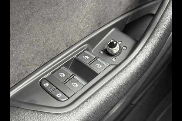 Audi A5 Sportback 35 TFSI S edition Competition | RS Stoelen | 2x S-Line | Apple Carplay