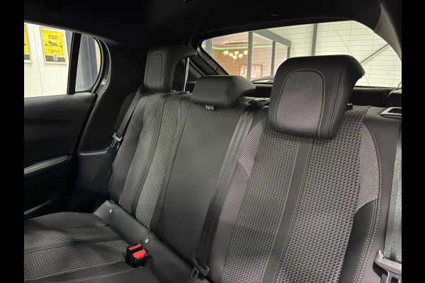Peugeot 208 GT Line EAT8 Automaat | i-Cockpit | Full LED | 360° Camera | Navi | Cruise | Parkeersensoren