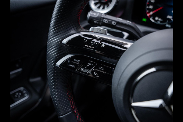 Mercedes-Benz A-Klasse A250 e Business Solution AMG - Pano l ACC l Sfeerverl. l Keyless