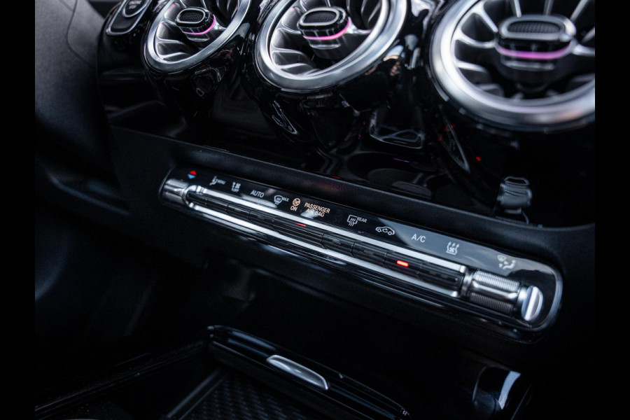 Mercedes-Benz A-Klasse A250 e Business Solution AMG - Pano l ACC l Sfeerverl. l Keyless