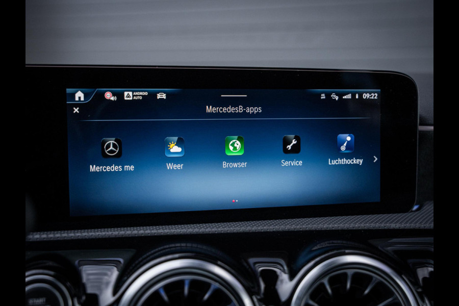 Mercedes-Benz A-Klasse A250 e Business Solution AMG - Pano l ACC l Sfeerverl. l Keyless