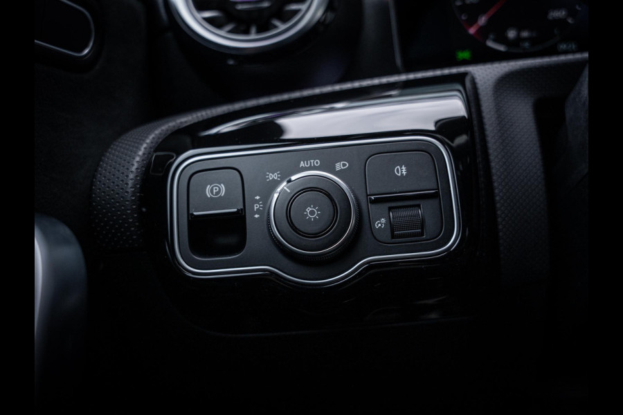 Mercedes-Benz A-Klasse A250 e Business Solution AMG - Pano l ACC l Sfeerverl. l Keyless
