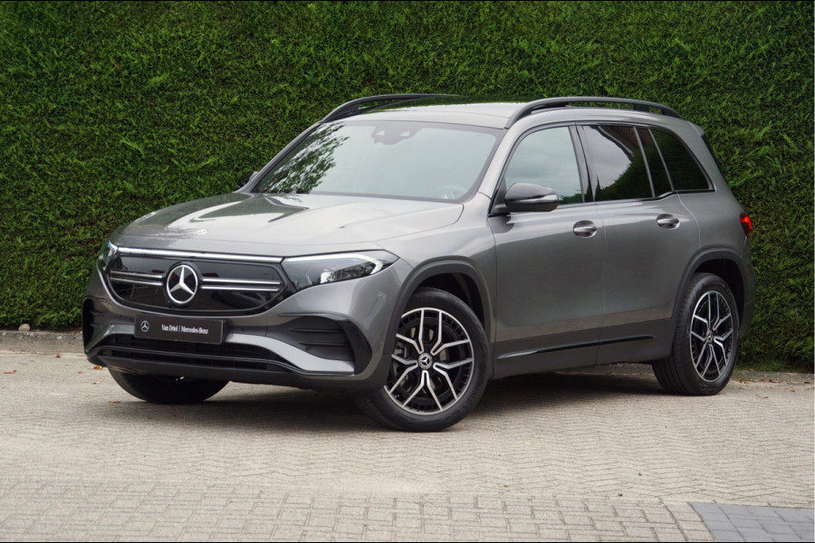 Mercedes-Benz EQB EQB 300 4M AMG Line Might 67 kWh | Panorama Dodehoek Sfeerverlichting