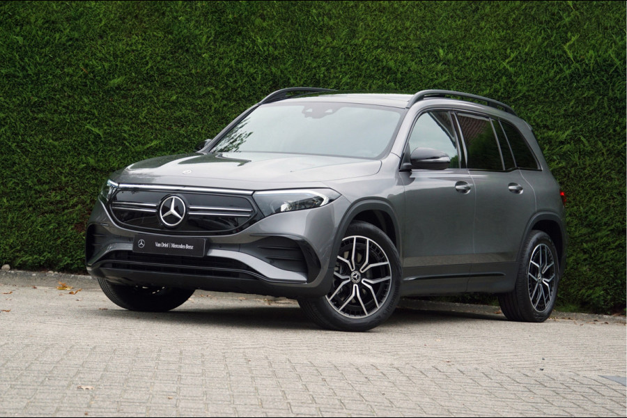 Mercedes-Benz EQB EQB 300 4M AMG Line Might 67 kWh | Panorama Dodehoek Sfeerverlichting