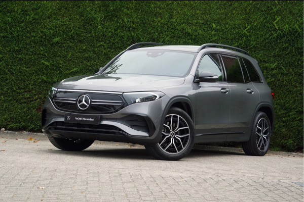 Mercedes-Benz EQB EQB 300 4M AMG Line Might 67 kWh | Panorama Dodehoek Sfeerverlichting