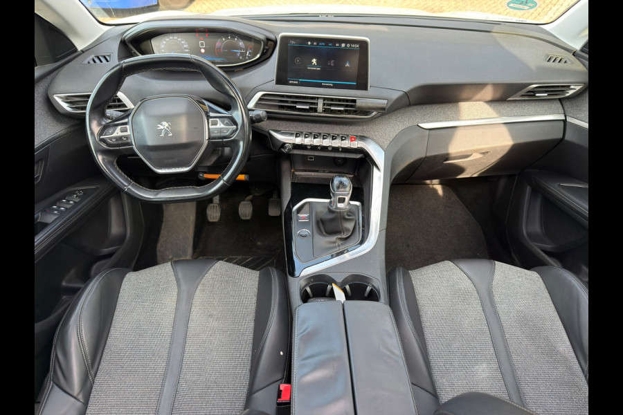 Peugeot 5008 1.2 PureTech Blue Lease Premium l 7 persoons l Distr VV l Camera l Pano l rijdt en schakelt zeer goed l