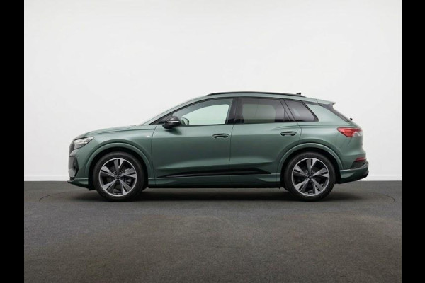 Audi Q4 e-tron S edition 63 kWh 204 pk | Techniekpakket plus | Trekhaak | Optiekpakket zwart | Privacy glas |
