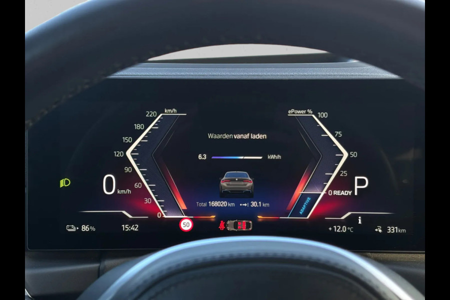 BMW i4 EDrive40 High Executive 84 kWh 96%SoH (NL-auto, 1e Eig, Dealer OndH, Trekhaak, Navi, Camera, Addpt Cruise, StoelV, Etc)