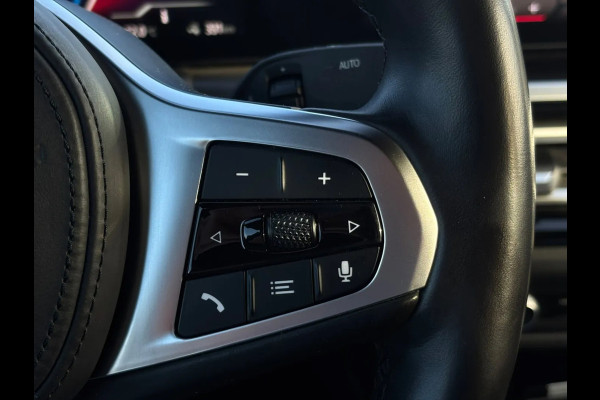 BMW i4 EDrive40 High Executive 84 kWh 96%SoH (NL-auto, 1e Eig, Dealer OndH, Trekhaak, Navi, Camera, Addpt Cruise, StoelV, Etc)