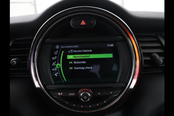 MINI 5-Deurs 1.5 One First | Cruise control | Navigatie | Carplay | Airco