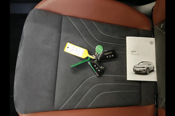 Volkswagen ID.4 Family 77 kWh PANODAK | WARMTE POMP | SOH 94,74%