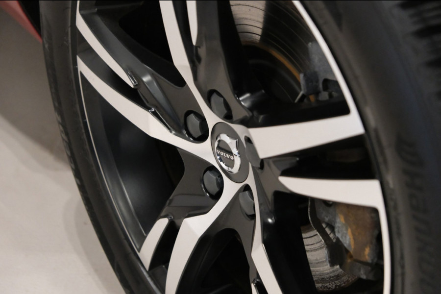 Volvo XC60 2.0 B4 M Hybrid |62.893km| *Leder/Navi/Camera* Stoel+Stuurwielverwarming
