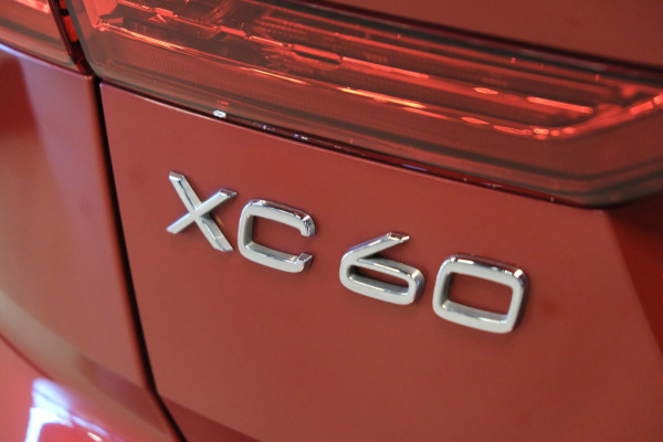 Volvo XC60 2.0 B4 M Hybrid |62.893km| *Leder/Navi/Camera* Stoel+Stuurwielverwarming