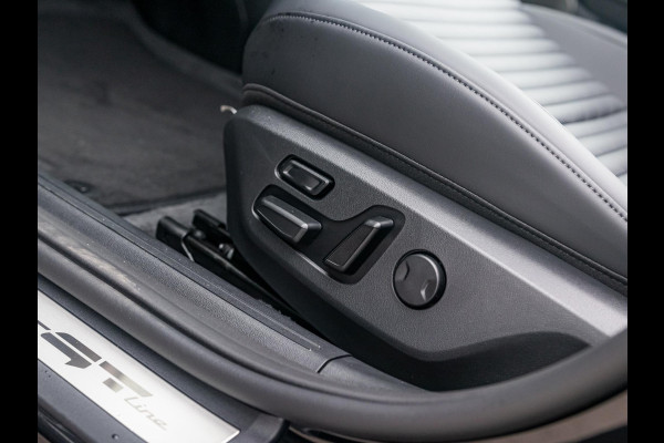 Kia EV4 GT-PlusLine 81.4 kWh | Direct leverbaar met veel korting| Full options | Navi. | Clima. | Adapt. Cruise. | Stoel&Stuur Verwarming | Glazen Schuif-/Kanteldak | Harman Kardon | Slimme Parkeerassistentie | Dodehoek Camera | GT-Line Vegan Lederen Stoelbekleding