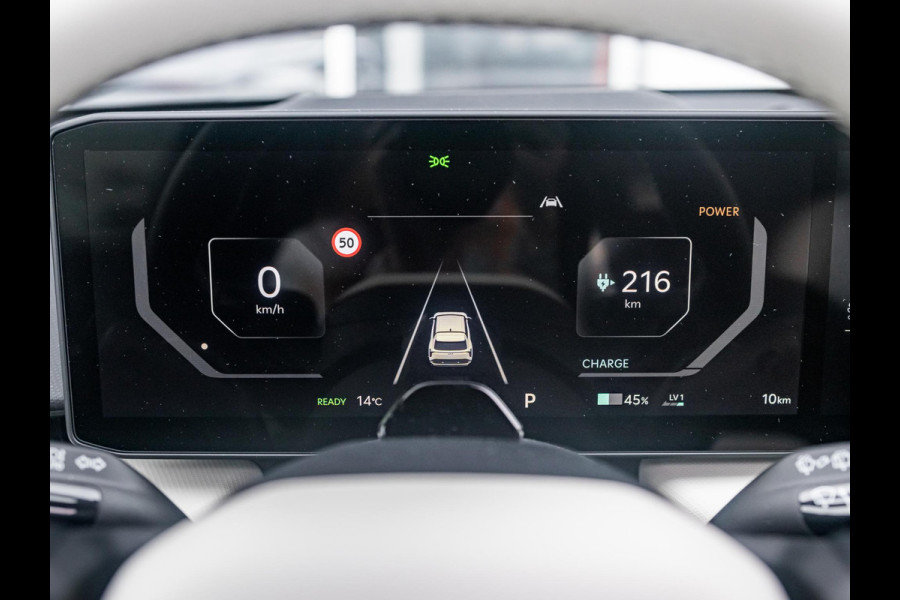 Kia EV4 GT-PlusLine 81.4 kWh | Direct leverbaar met veel korting| Full options | Navi. | Clima. | Adapt. Cruise. | Stoel&Stuur Verwarming | Glazen Schuif-/Kanteldak | Harman Kardon | Slimme Parkeerassistentie | Dodehoek Camera | GT-Line Vegan Lederen Stoelbekleding