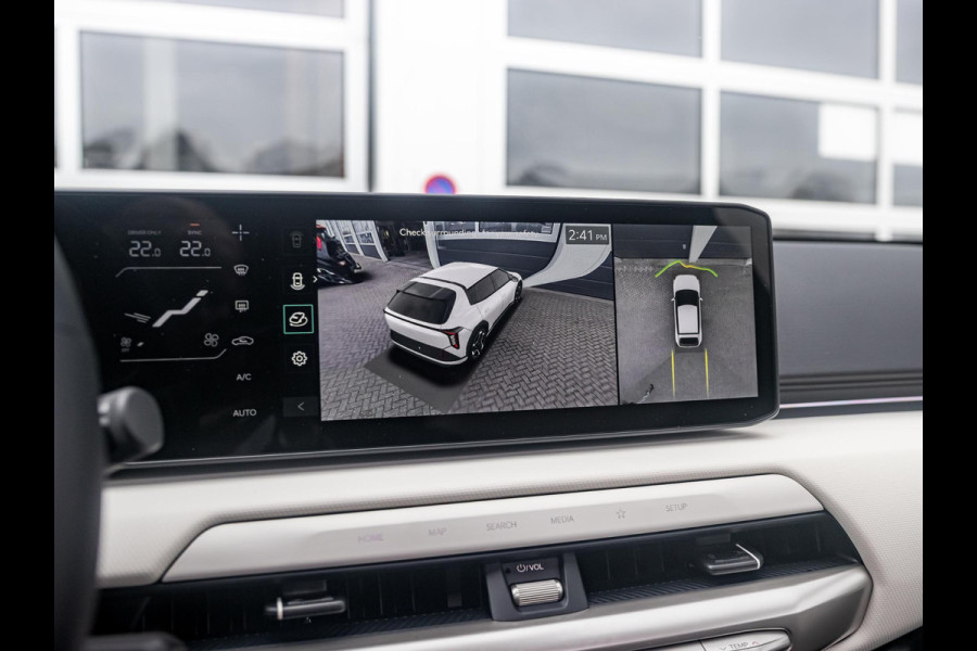 Kia EV4 GT-PlusLine 81.4 kWh | Direct leverbaar met veel korting| Full options | Navi. | Clima. | Adapt. Cruise. | Stoel&Stuur Verwarming | Glazen Schuif-/Kanteldak | Harman Kardon | Slimme Parkeerassistentie | Dodehoek Camera | GT-Line Vegan Lederen Stoelbekleding