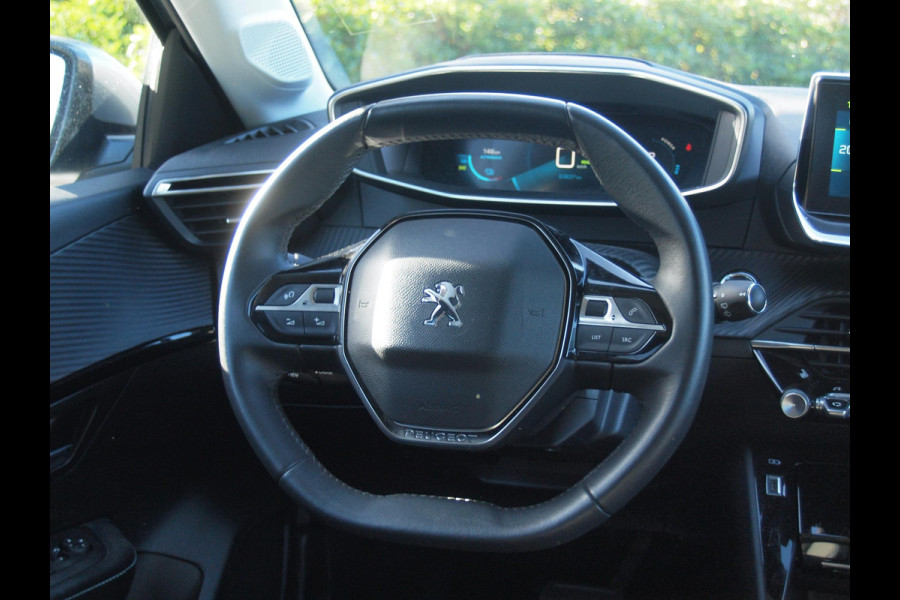 Peugeot e-208 EV Allure Pack 50 kWh | SOH 94% | Camera | Apple Carplay | Stoelverwarming | Navi | NL-Auto |