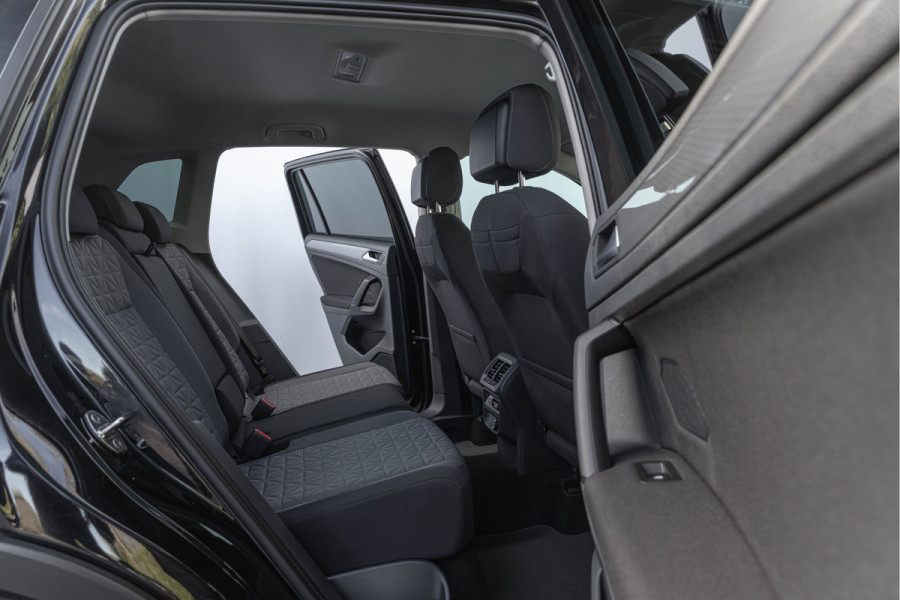 Volkswagen Tiguan 1.5 TSI Life Business IQ Light Discover Media Camera