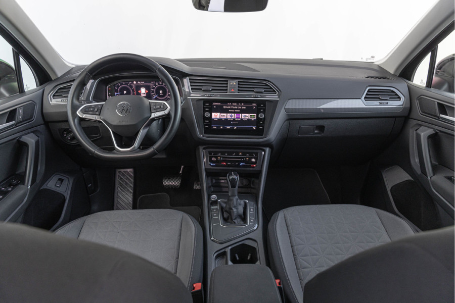 Volkswagen Tiguan 1.5 TSI Life Business IQ Light Discover Media Camera
