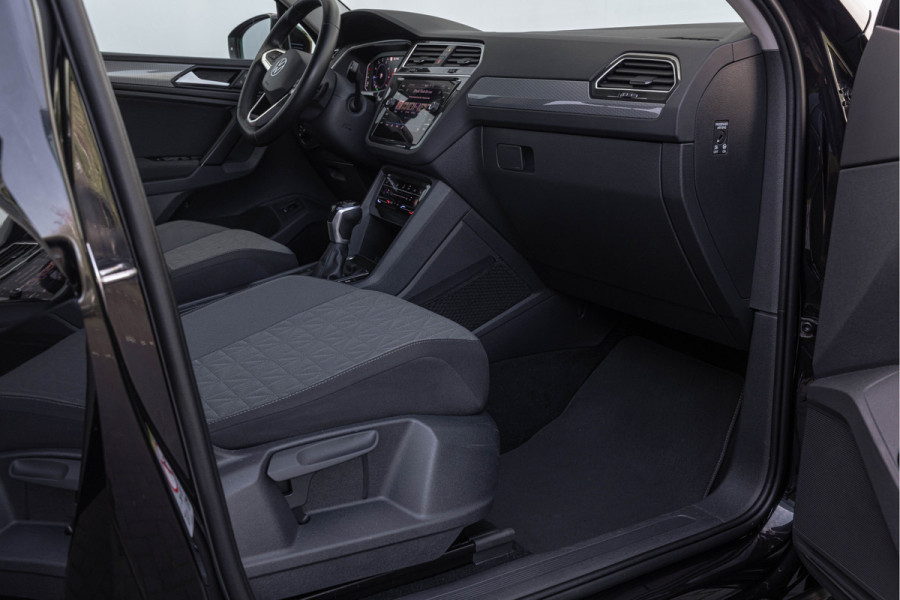 Volkswagen Tiguan 1.5 TSI Life Business IQ Light Discover Media Camera