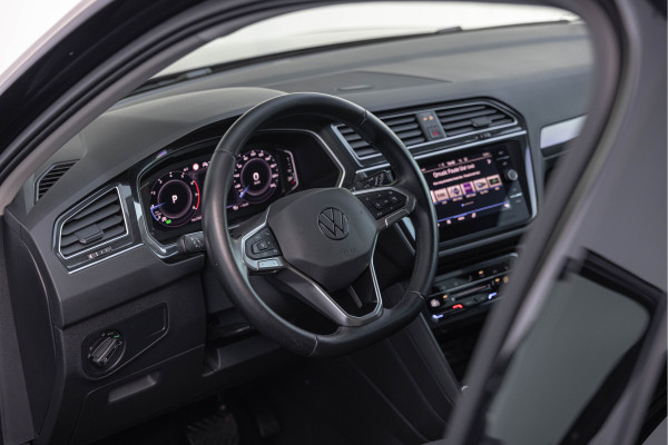 Volkswagen Tiguan 1.5 TSI Life Business IQ Light Discover Media Camera