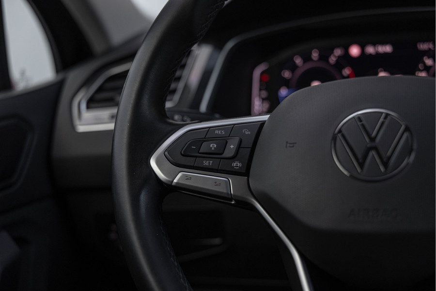 Volkswagen Tiguan 1.5 TSI Life Business IQ Light Discover Media Camera