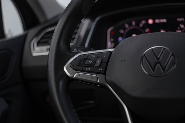 Volkswagen Tiguan 1.5 TSI Life Business IQ Light Discover Media Camera
