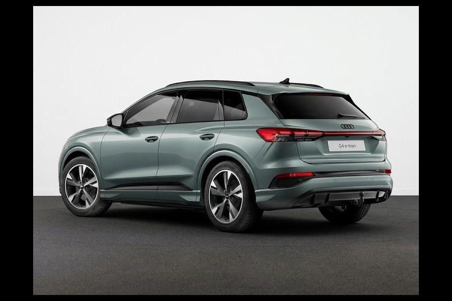 Audi Q4 e-tron S edition 63 kWh 204 pk | Techniekpakket plus | Trekhaak | Privacy glas | Optiekpakket zwart |