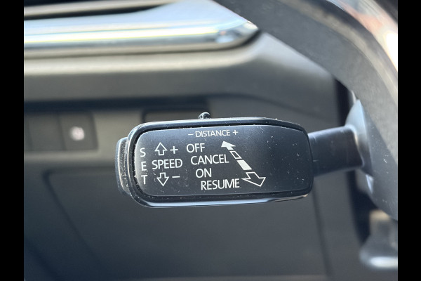 Škoda ENYAQ iV 60 Soh 92% Stoelverw. Camera Adapt.Cruis Carplay Trekhaak 1Eig.