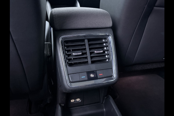 Škoda ENYAQ iV 60 Soh 92% Stoelverw. Camera Adapt.Cruis Carplay Trekhaak 1Eig.